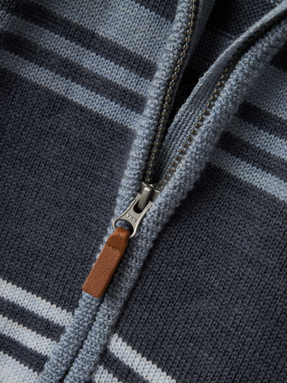 model_shot-front_full